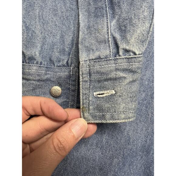 Vintage Women’s Denim Button Down Shirt Size 18 Embroidered Floral Cottage 90s - Picture 9 of 13
